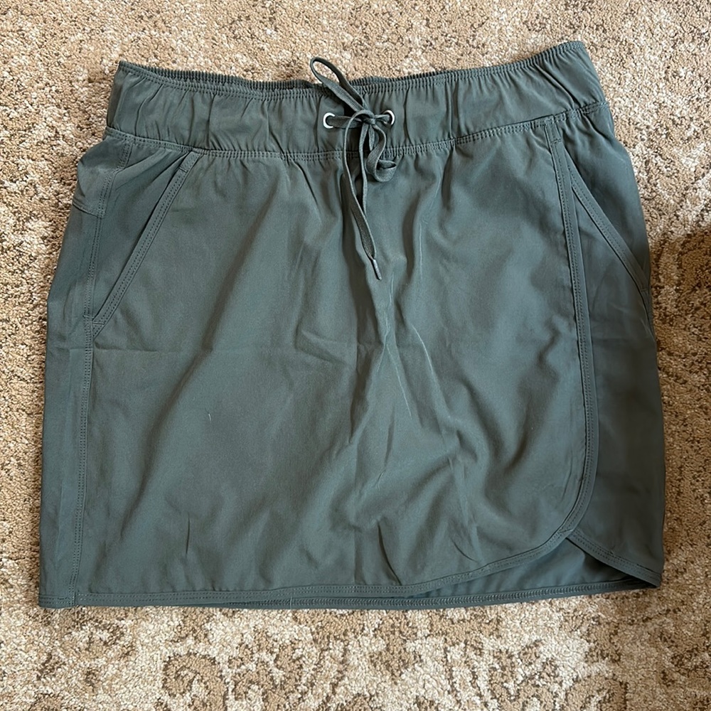 Reebok Prime Everything Skort size M